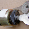 Goose_ignition_switch_Fiat_600D_a