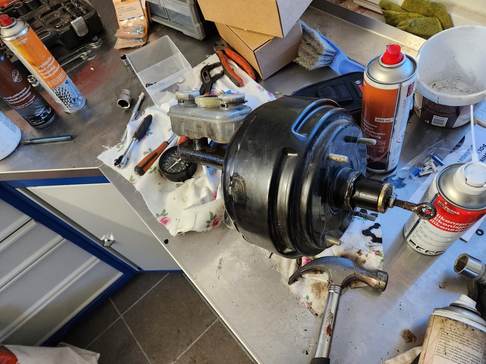 Brake booster won't hold vacuum, should I rebuild/replace it