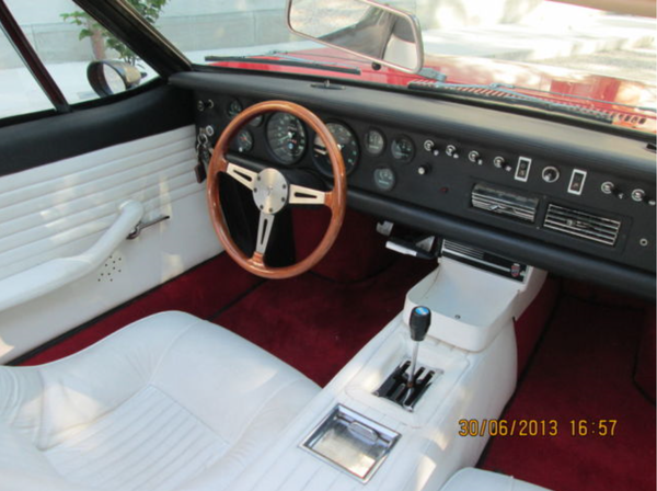 8ma1236 steering wheel (bare wood no wrap)